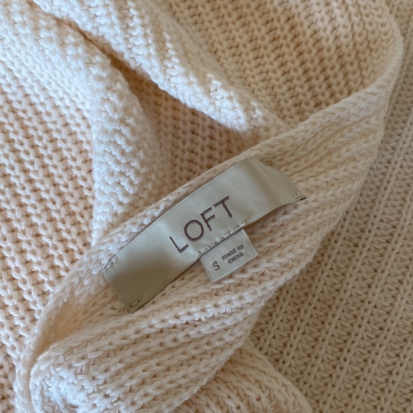Loft Womens Sweater - Picture 3 of 4
